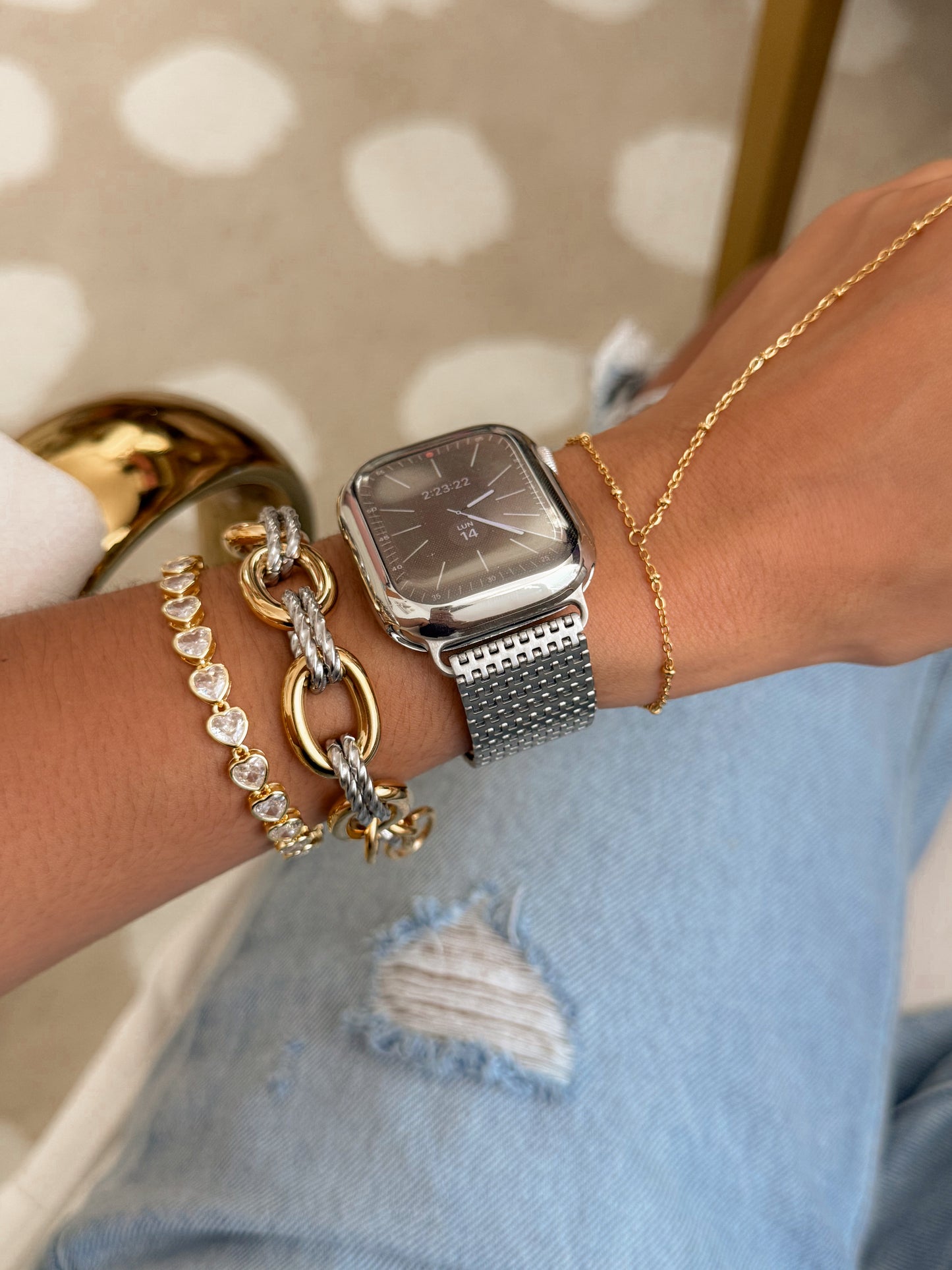 Magnetic Band