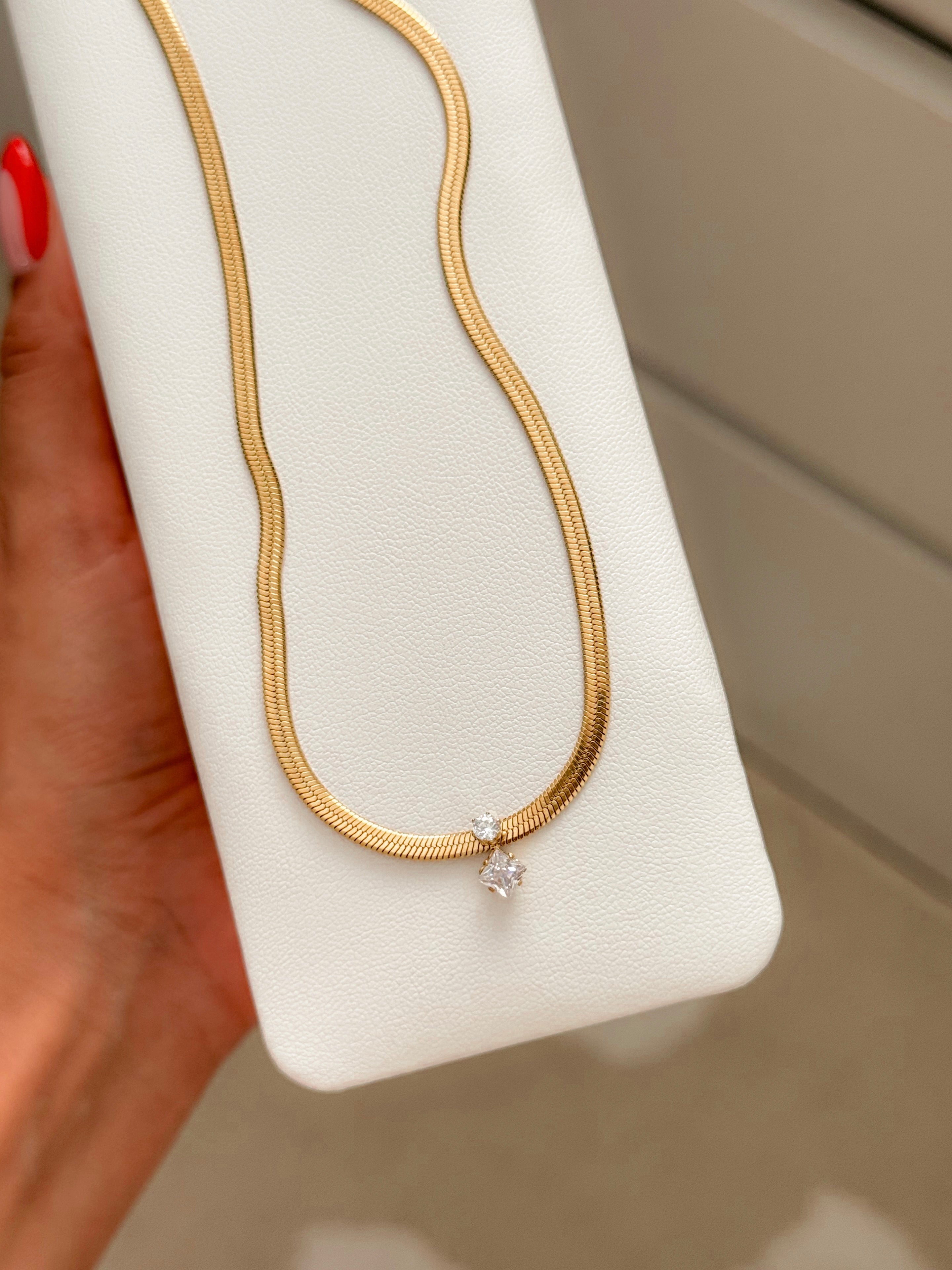 Daphne Necklace