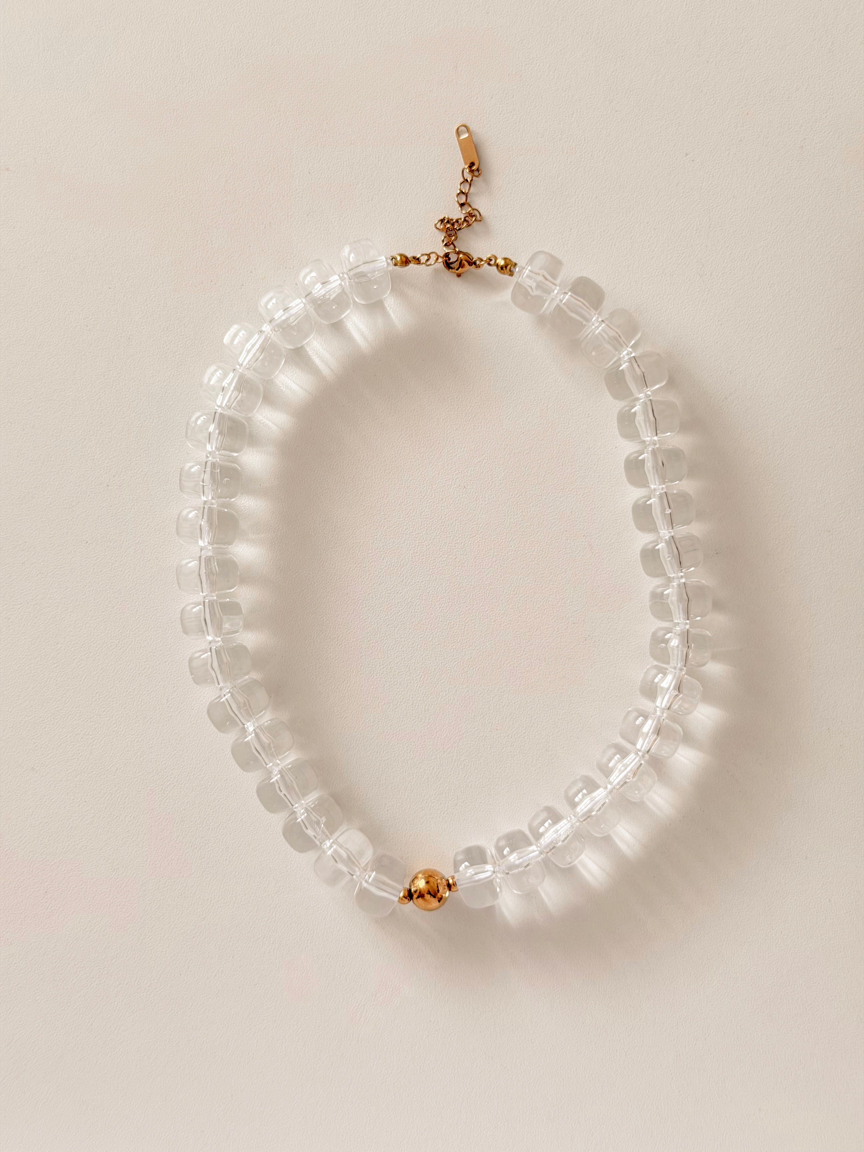 Clear Caravana Beaded Necklace