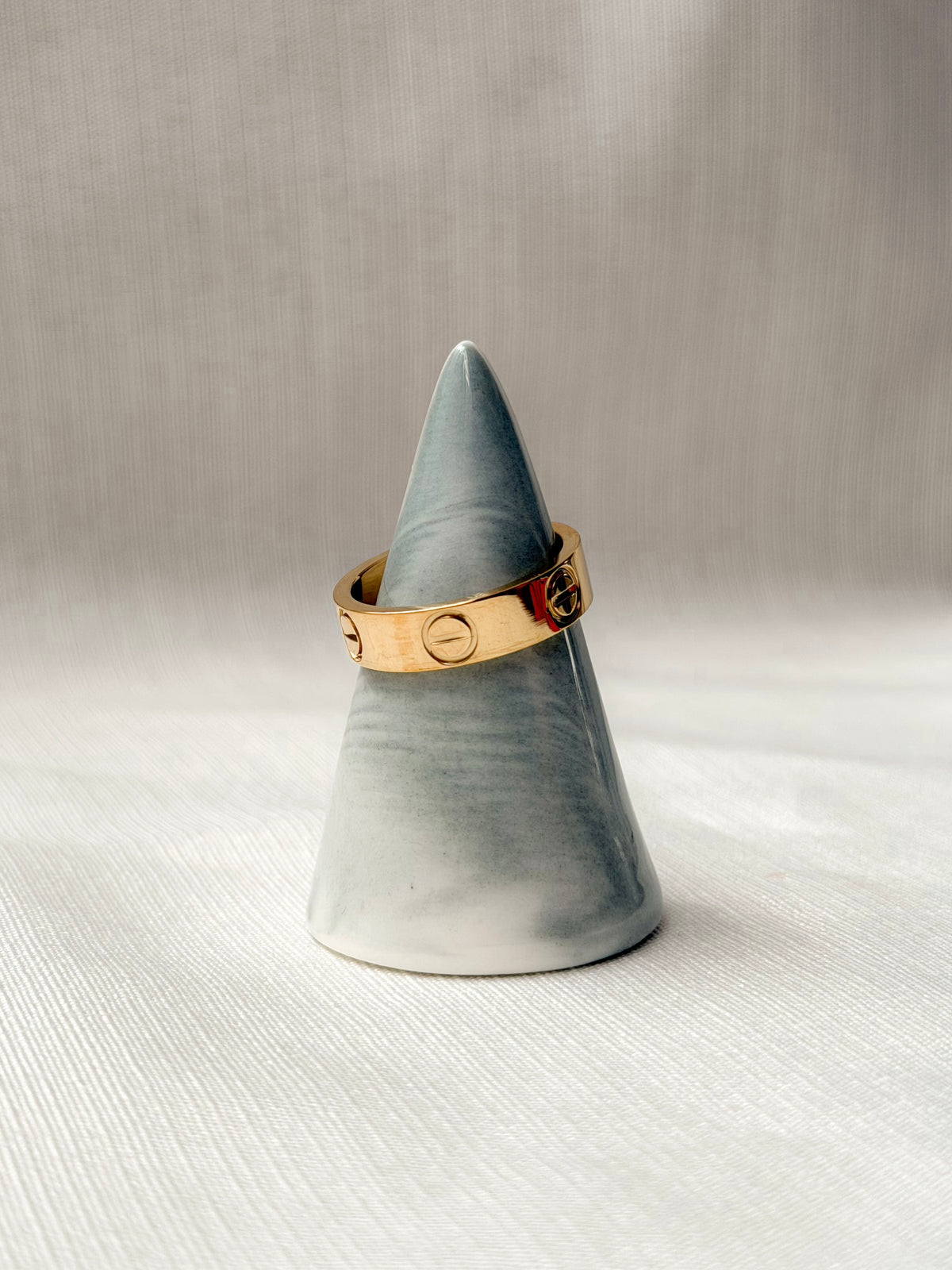 Classic ring