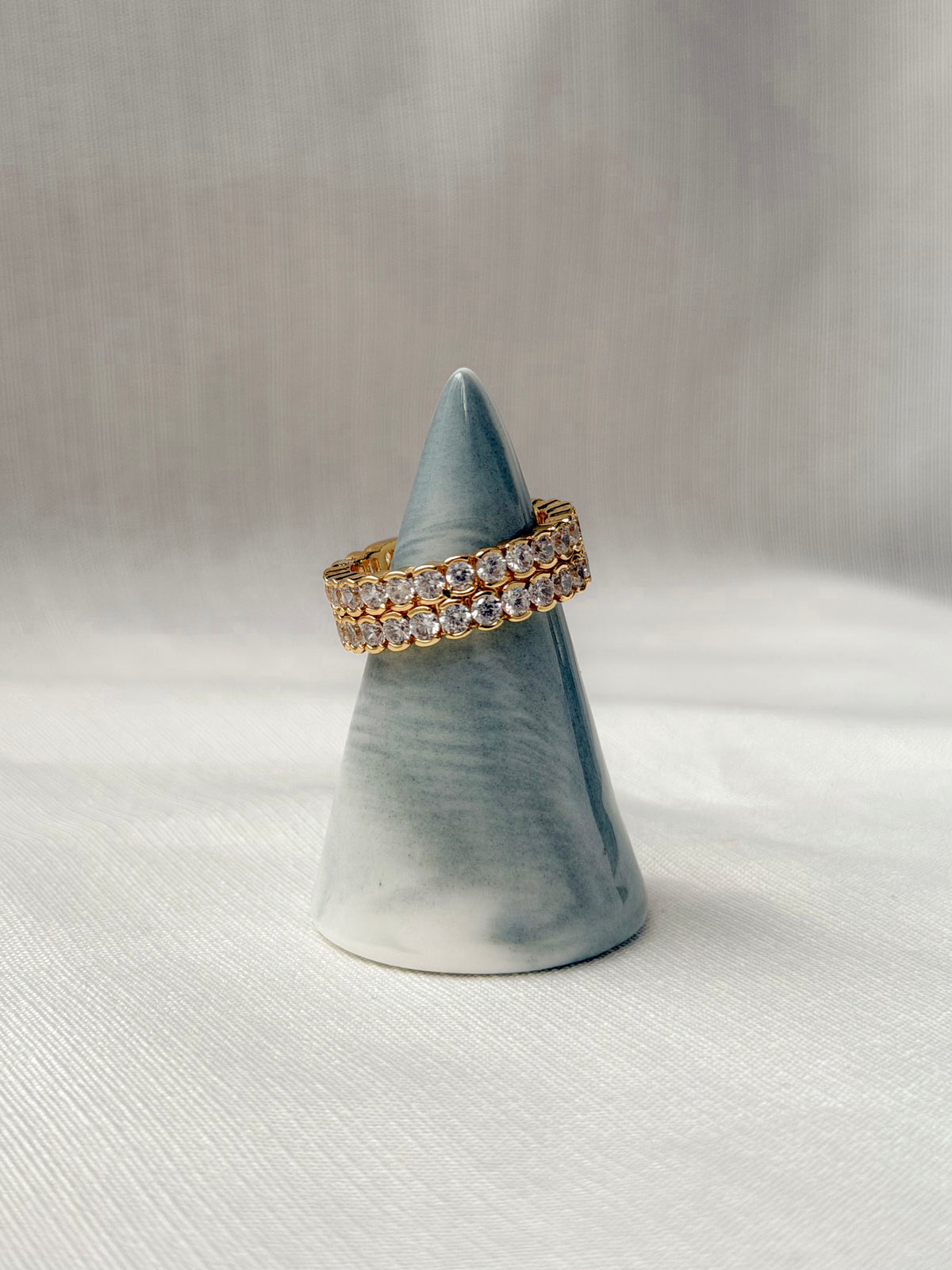 Lucia Ring